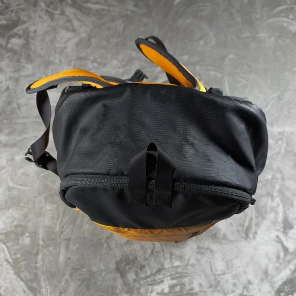 Nike Cheyenne Vapor II Backpack Orange Black Reflective Daypack Hiking Outodoor - Picture 10 of 16